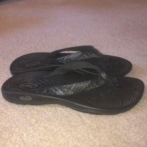 Chaco flip flops